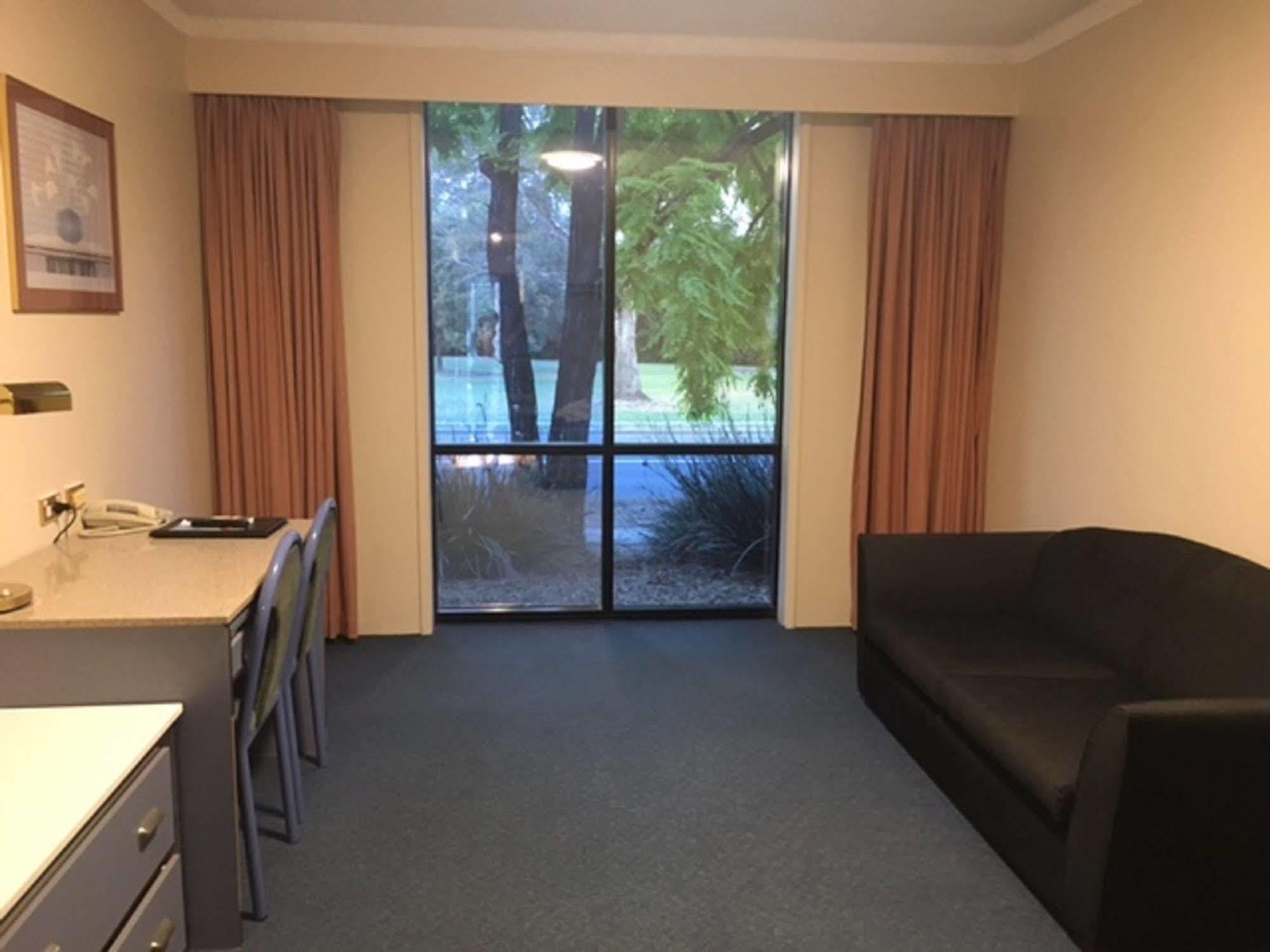 Hotel The Select 4*